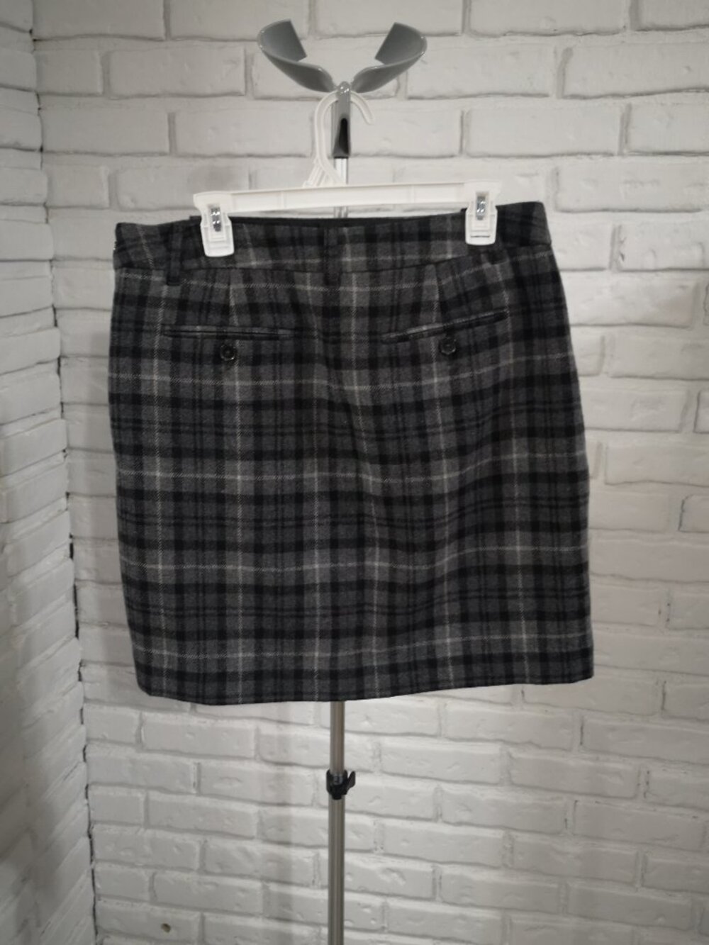 Eddie Bauer Mercer Fit Ladies Size 10 Black & Grey Plaid Lined Wool Blend Skirt - Picture 2 of 12